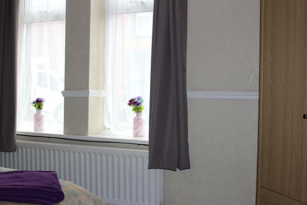 Napier Town House - Self Catering - Guesthouse Style - Twin And Double Rooms Workington Zewnętrze zdjęcie